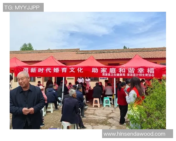 足球明星亲临甘肃定西助力青少年足球发展活动盛况空前 足球明星亲临甘肃定西助力青少年足球发展活动盛况空前