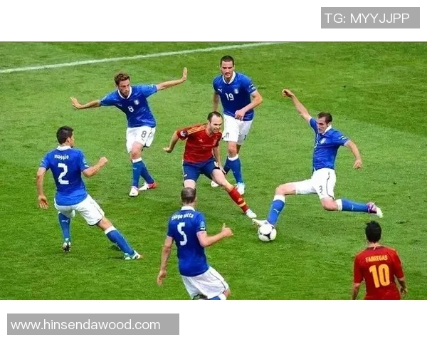 足球明星意外遭遇悲剧离世引发全球哀悼与反思 足球明星意外遭遇悲剧离世引发全球哀悼与反思